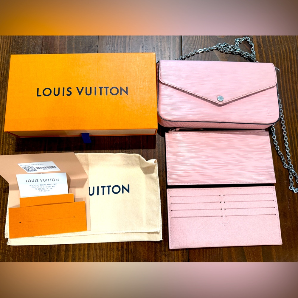 Authentic Louis Vuitton Félicie Pouchette